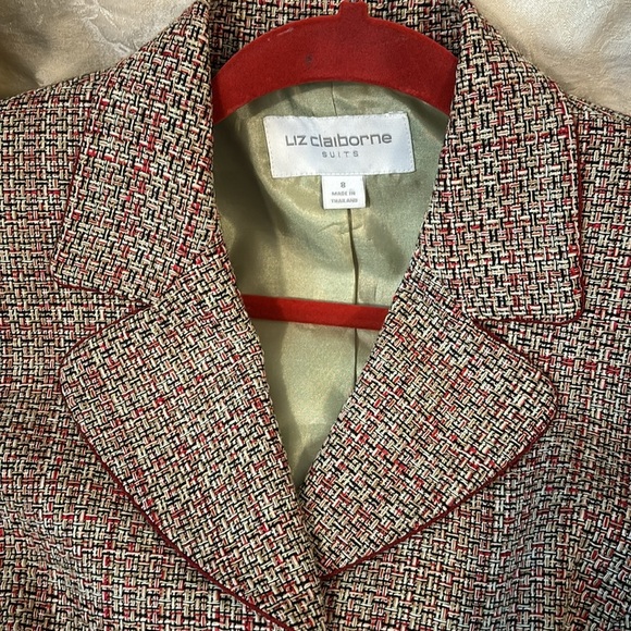 Liz Claiborne Two Piece Vintage Skirt Suit, Size 8 - Picture 14 of 16